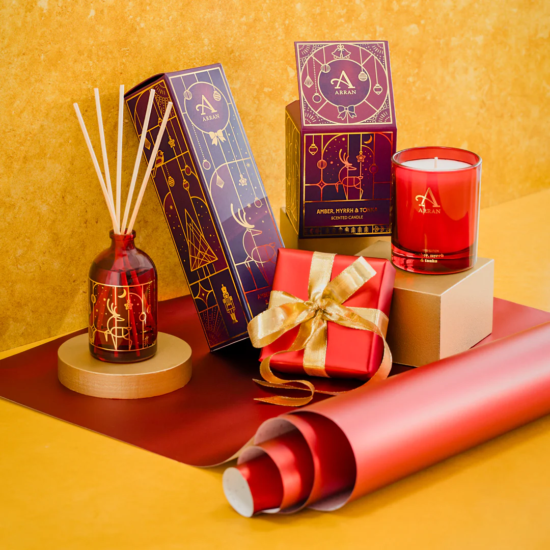 Amber Myrrh & Tonka 20cl Candle - Image 3