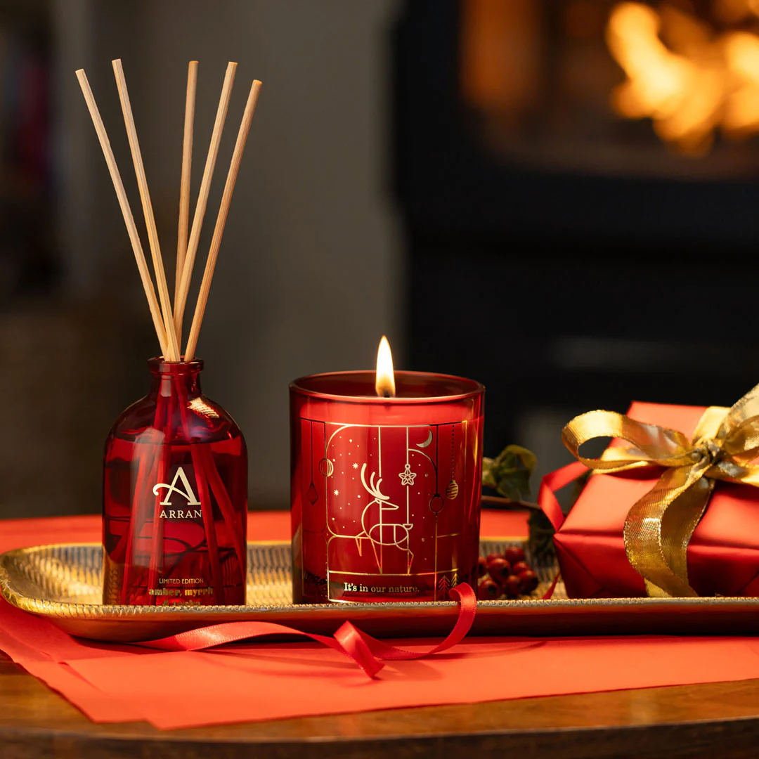 Amber Myrrh & Tonka 20cl Candle - Image 4
