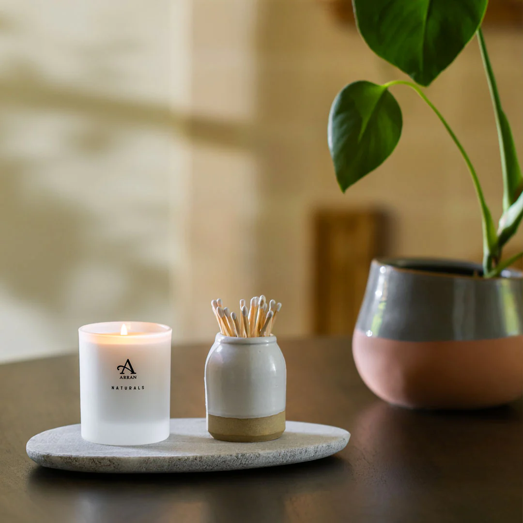 Calm Lavender & Chamomile 20cl Candle - Image 4
